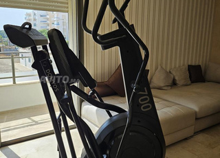 Vélo elliptique Domyos 700 pliable et sur roues