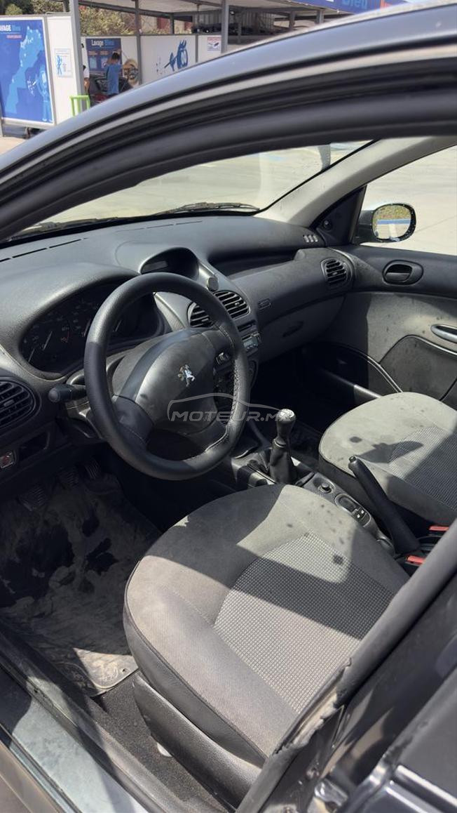 Peugeot 206 Essence Manuelle 2010 à Casablanca