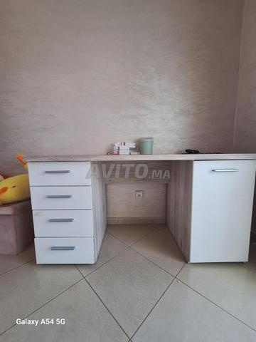 Bureau en très bon etat - 2