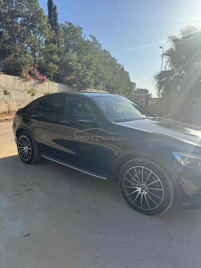 Mercedes bénéficie classe. glc