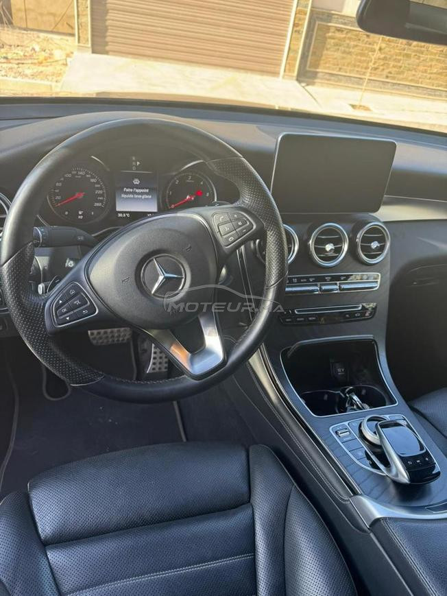 Mercedes bénéficie classe. glc