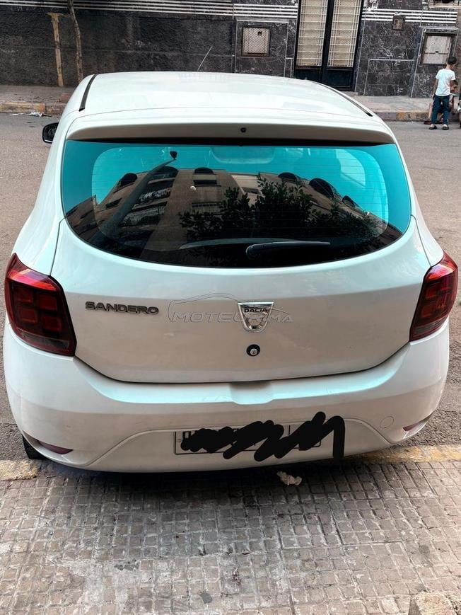 dacia Sandero blanche