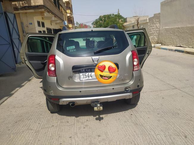داسيا داستر
