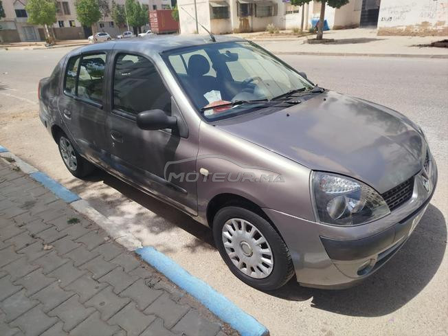 Renault Clio Essence à Casablanca