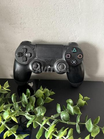 بلايستيشن PS4 (500 جيجا) فات مع يد تحكم