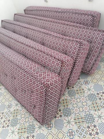 5 matelas salon marocain , oreillettes  - 2