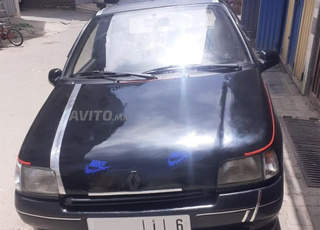 Renault Clio Essence Manuelle 1996 à Salé
