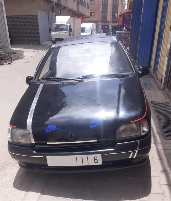 Renault Clio Essence Manuelle 1996 à Salé