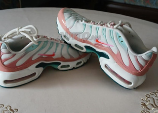 Nike Tn Air rose originale / taille 38.5 europe