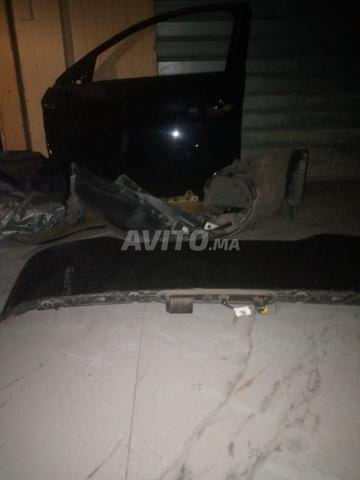 معدات السيارات Mercedes peugeot  - 2