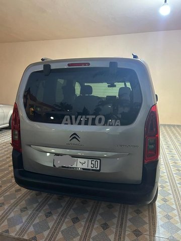 Citroën Berlingo Diesel Manuelle 2023 à Nador