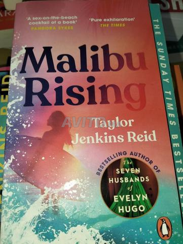 Malibu Rising by Taylor Jenkins Reid