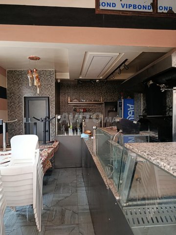 snack équipée bien placé 