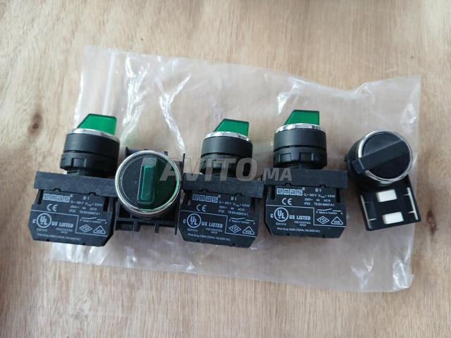 sélecteurs de démarrage à ressort de rappel