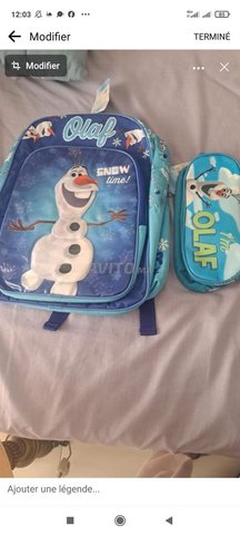 trousses et cartables neuf pour enfants