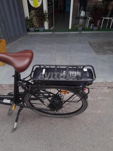 Vélo électrique ESSENTIELB URBAN 400