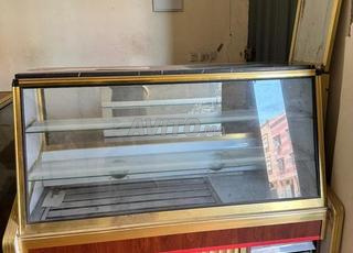 Réfrigérateur comptoir en bon état 