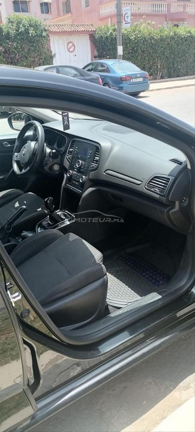 RENAULT MEGANE 5 Portes