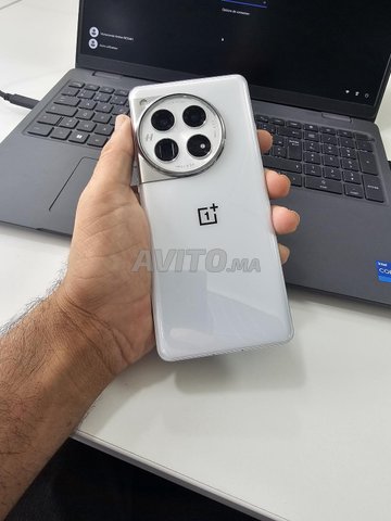 One Plus 12 Glacial 5G 12Go 256Gb