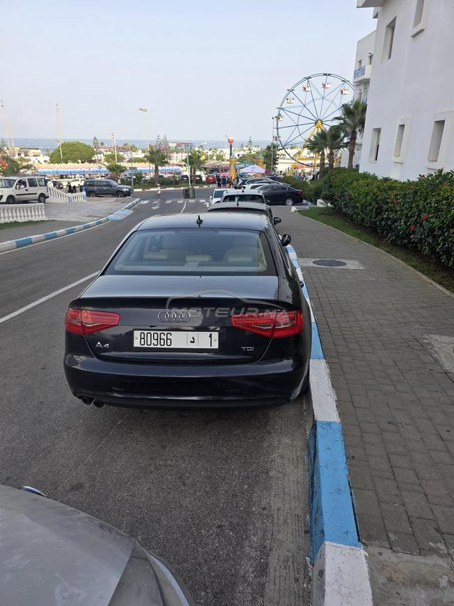 je vends ma voiture Audi A4. importée neuf. 