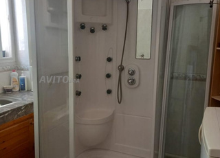 cabine de douche hydromassante