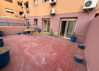 Joli appartement 2 chambres piscine à vendre