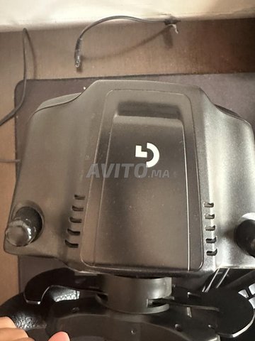 volant pédalier Logitech g923 boite vitesse