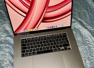 MacBook Pro i9 16 pouces 2019 1TB 16GB 