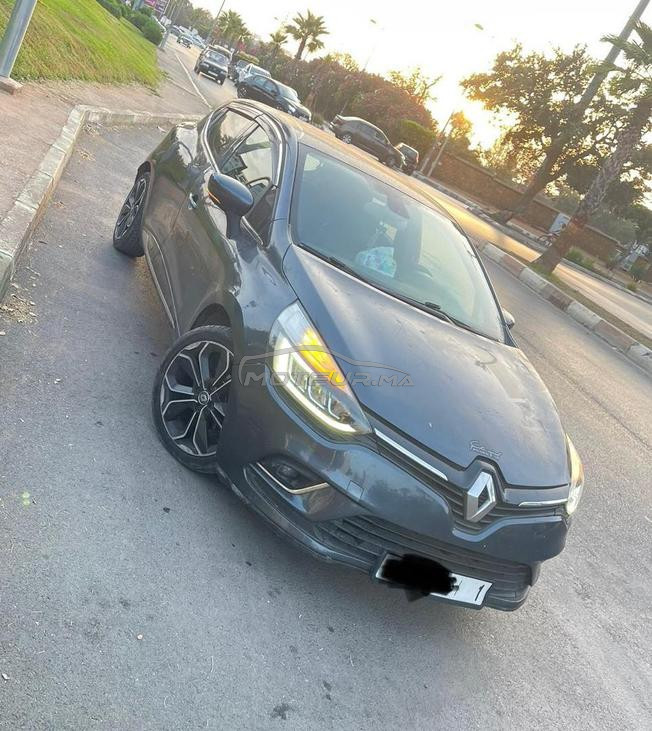 Clio très bon état 