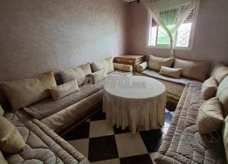 صالون مغربي فاخر 10متر في  حالة ممتازة 