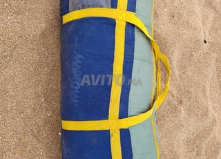 TENTE MARECHAL 4 PERS PLUS TABLE ET 2 CHAISES