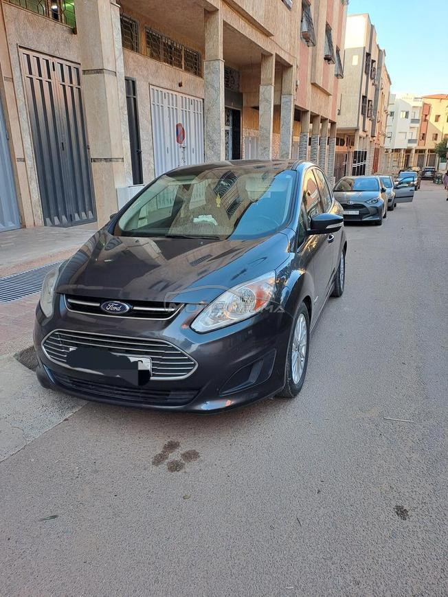 Ford c max hybrid 