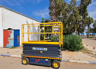 Nacelle ciseaux   Compresseur mobile Atlas copco