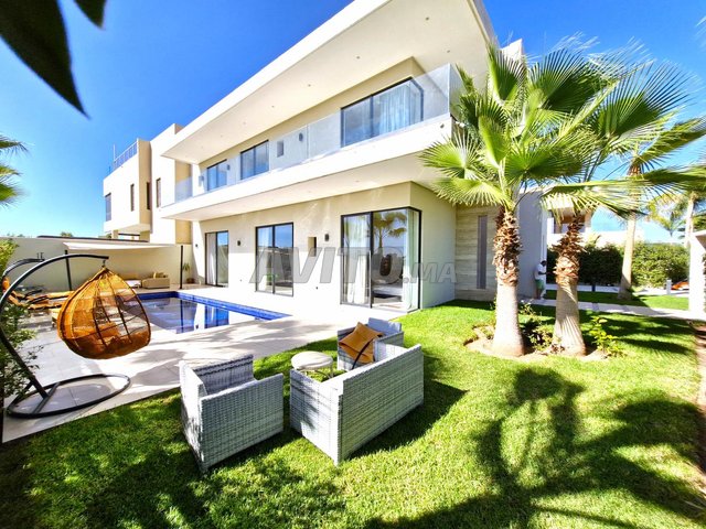 فيلا فاخرة على ملعب جولف نوريا