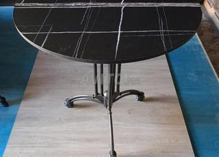 طاولة المقاهي