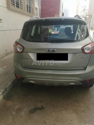 Ford Kuga Diesel Manuelle 2010 à Fès - 2