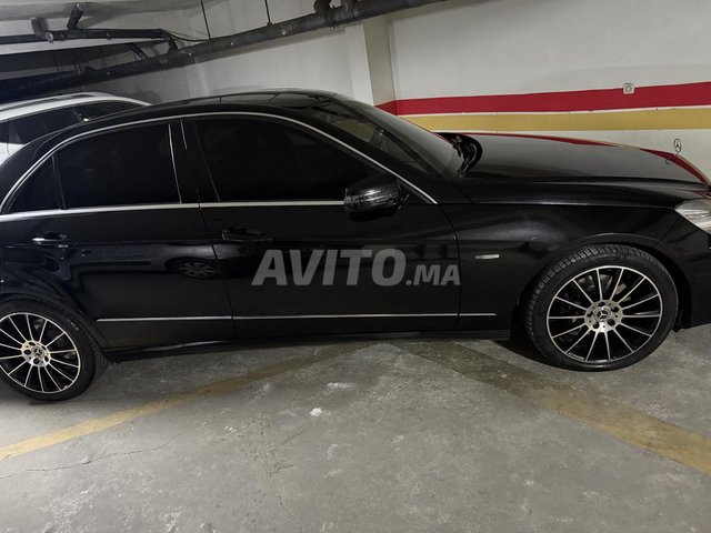 CLASSE E 250 d EN TRES BON ETAT