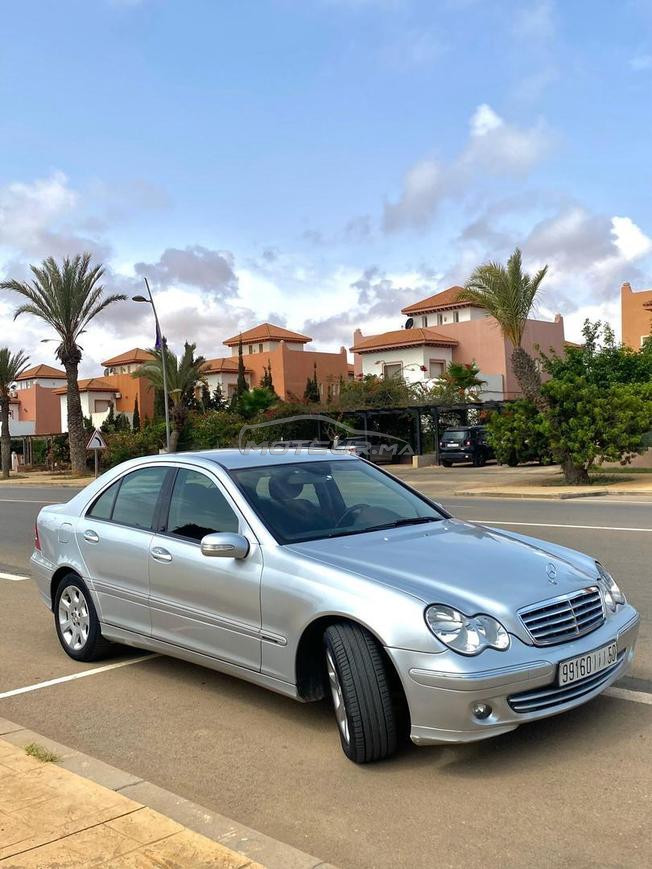 Mercedes 200 