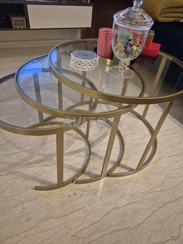 3 Tables basses gigognes en verre et métal doré