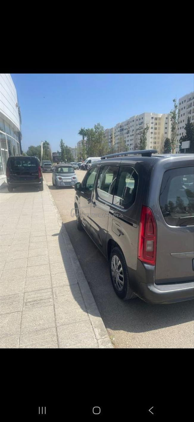VOITURE CITROËN BERLINGO DE TRÈS BONNE ÉTAT 