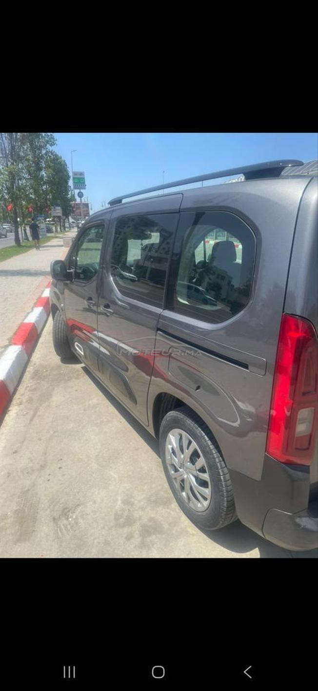 VOITURE CITROËN BERLINGO DE TRÈS BONNE ÉTAT 
