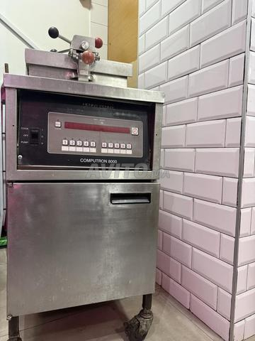 Henny Penny Pressure Fryer 