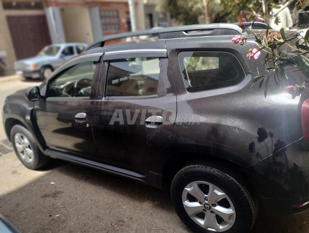 Dacia Duster Diesel Manuelle 2019 à Casablanca - 2