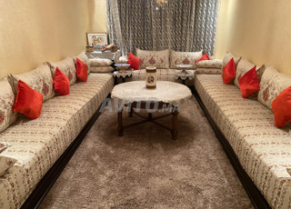 salon beldi en très bonne etat