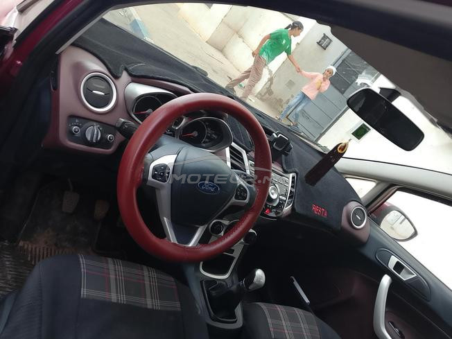 FORD FIESTA TITANIUM 