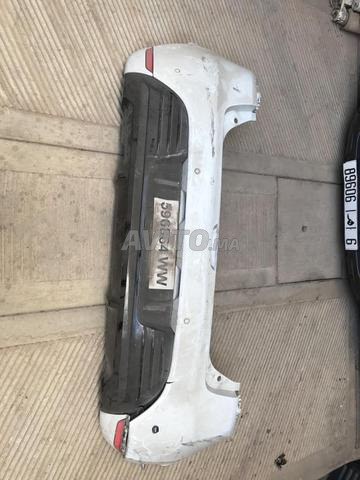 A vendre par choque et couverture porte arrière g