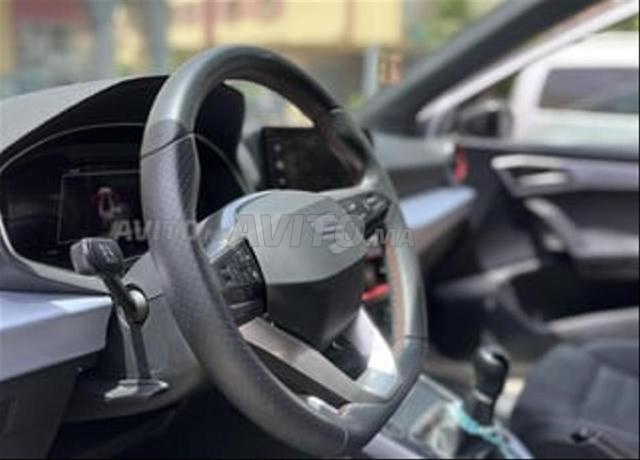 Seat Arona Diesel Manuelle 2022 à Ifrane - 2