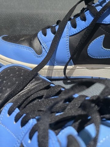 Basket NIKE Air Jordan 1