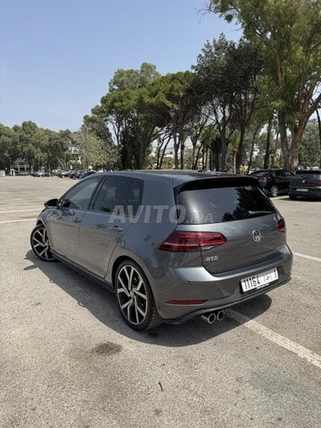 غولف 7.5 موديل 2018 مخصص 2024 في طنجة