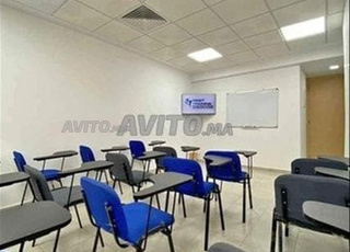 Mobilier pour établissement scolaire